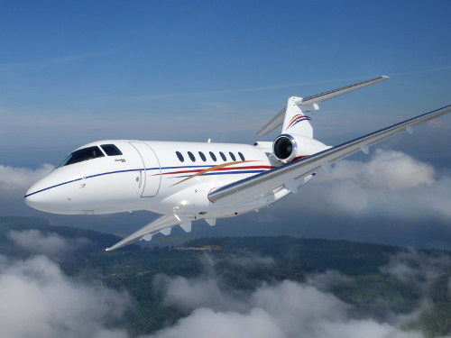 Hawker 4000 exterior