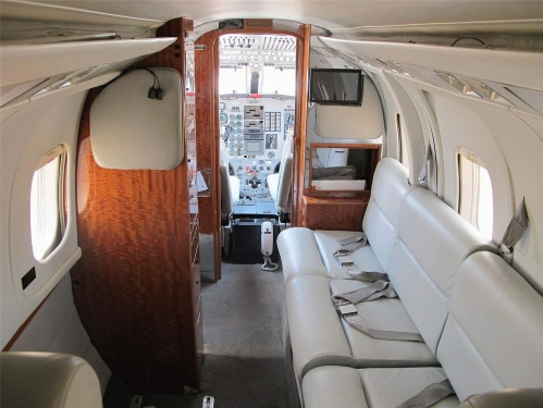 Westwind I Interior